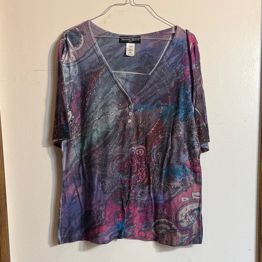 Stylish V-Neck Paisley Blouse